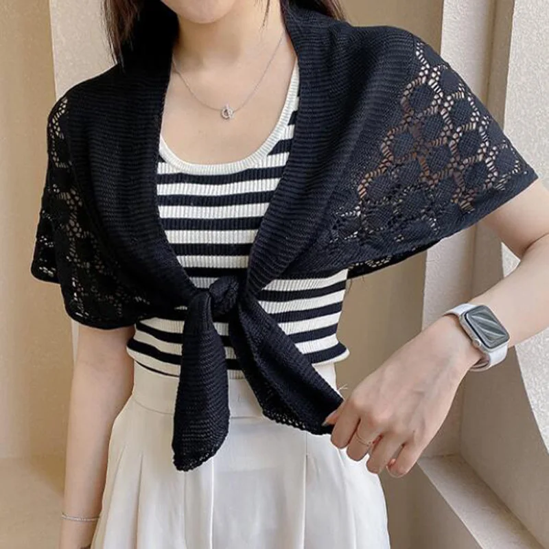 Korean Solid Honeycomb Crochet Lace Hollow Knit sunscreen Shawl Summer Air Conditioned Neck Protect Cross Cloak Women Scarf Q54