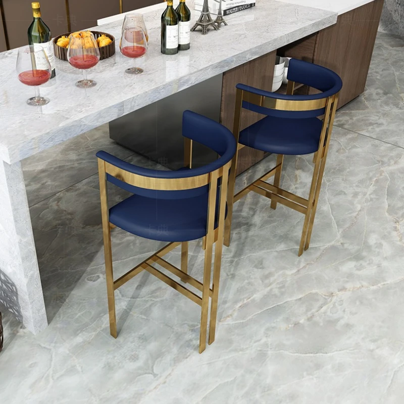 Modern Retro Solid Wooden Bar Stools Nordic Luxury Upholstered Bar Stools Designer Metal Swivel Taburete Alto Hotel Furniture