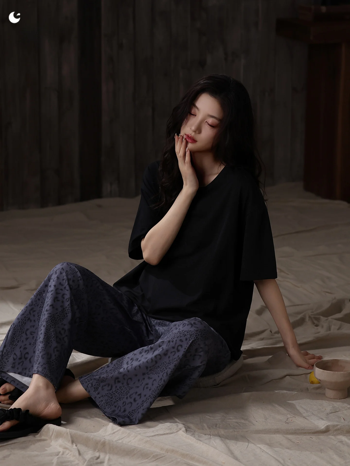 women's-summer-sleepwear-modal-short-sleeve-long-pants-large-size-cool-feeling-leopard-print-simple-home-clothes-set