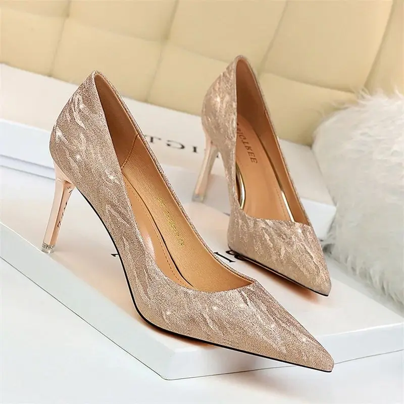 Luxury Silver Women Pumps Shoes 2024 Spring Fashion Pointed Toe Bling High Heels Party Wedding Shoes Stiletto Designer Shoes