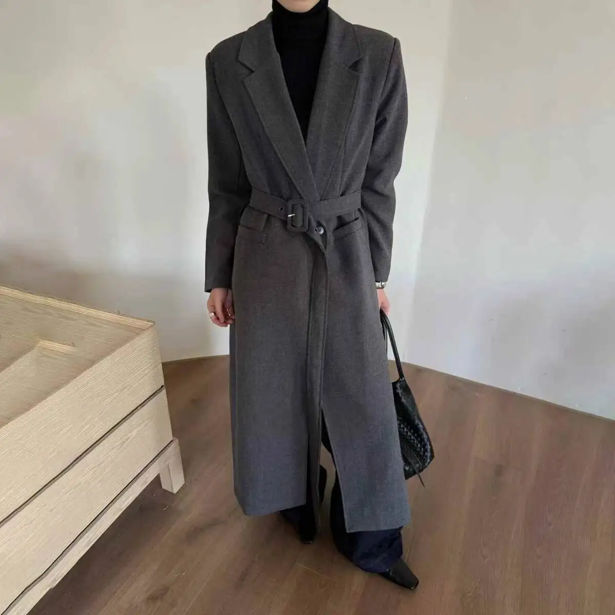 

KWTX новый женский однотонный плащ с длинными карманами и поясом, винтажный шикарный элегантный повседневный роскошный плащ премиум-класса 2025, удобный