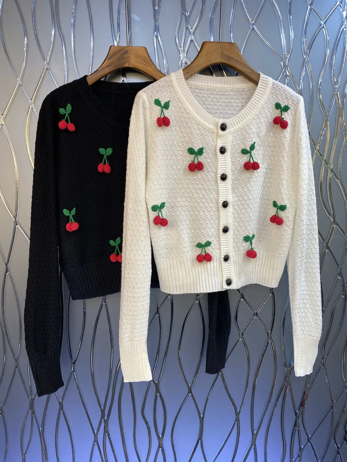 

Autumn And Winter New 2023 Women's ClothingCherry Hollow Knitted Cardigan 1012