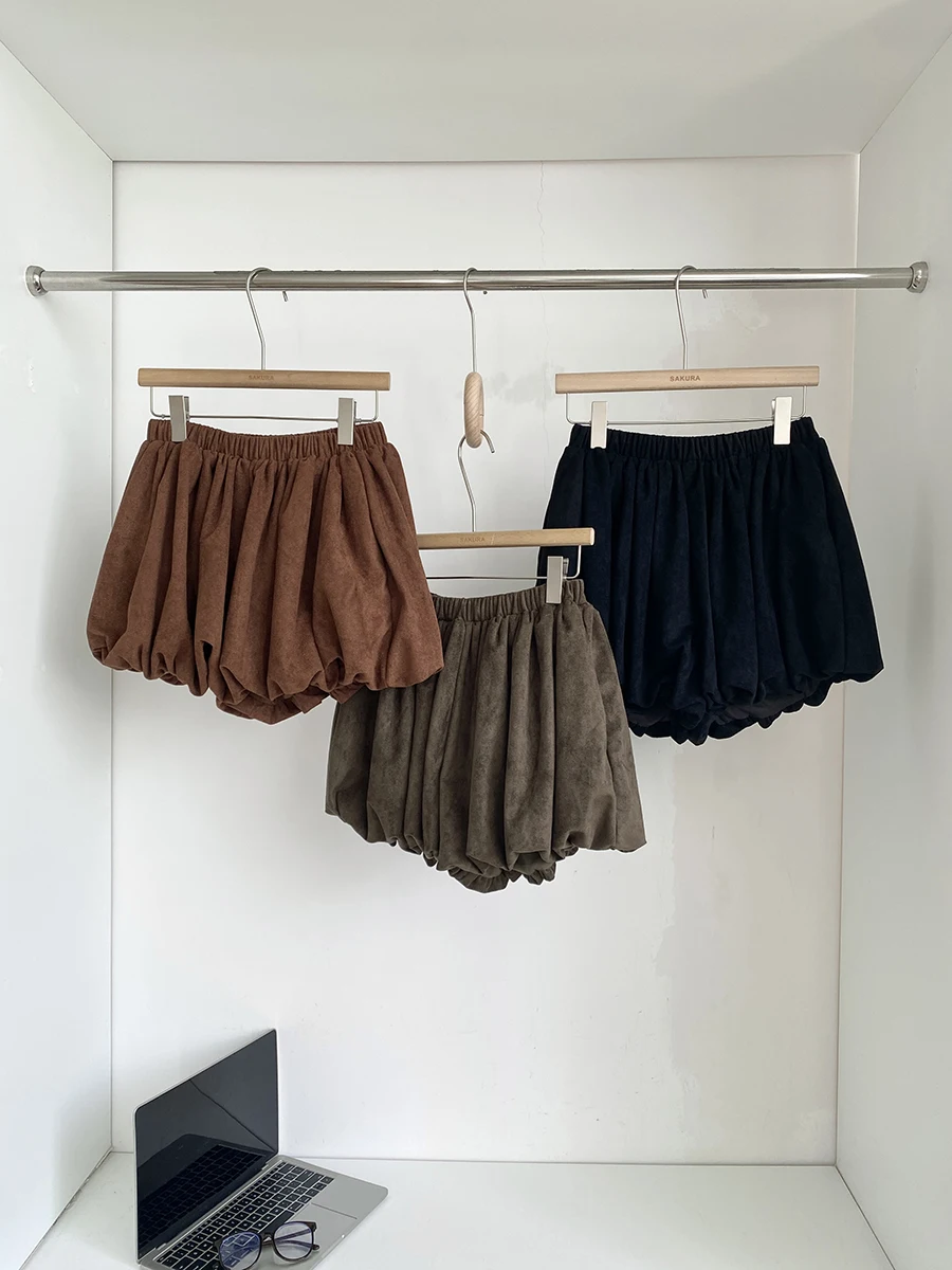 

Retro High Waist Suede Shorts Women's Winter Design Casual All-Match Anti-Light Wide Leg Pants Flared Outfit Polyester Fiber