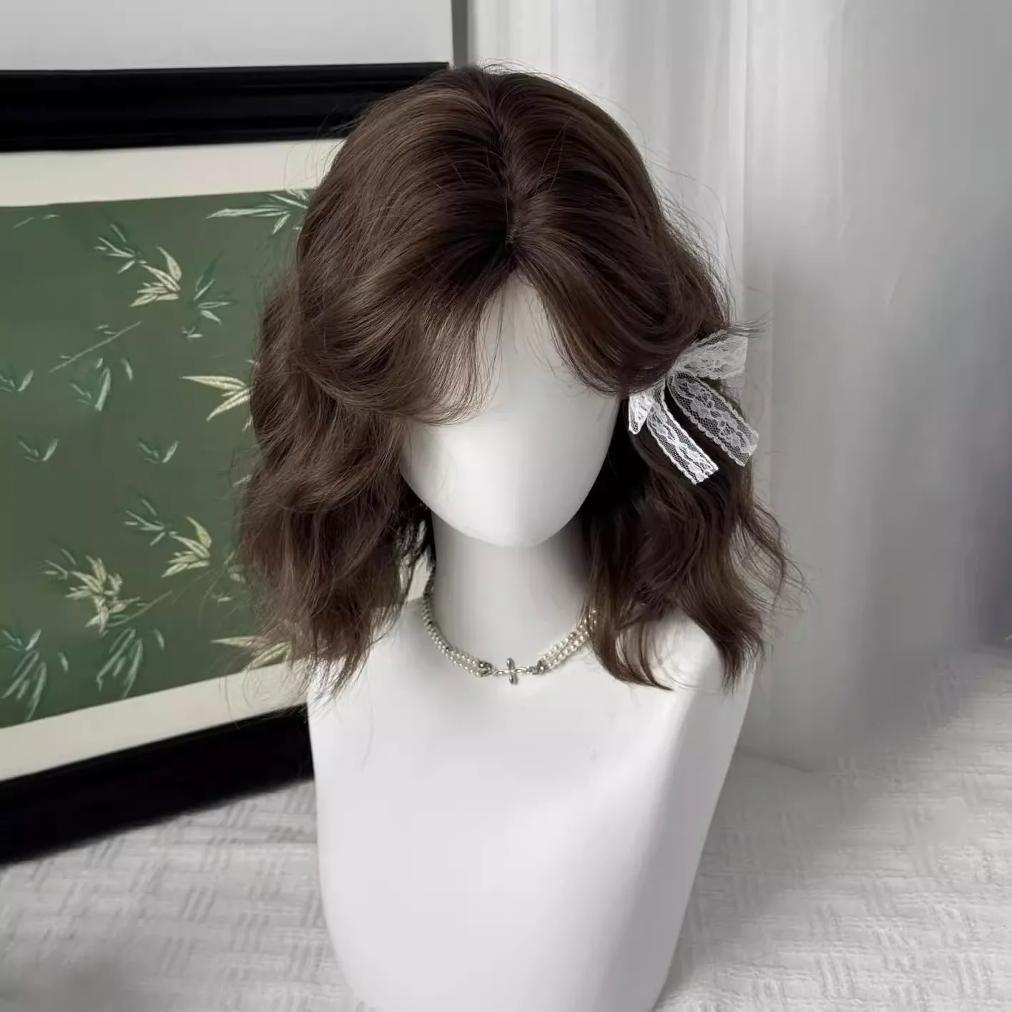 Synthetic Short Curly Wig for Women Loose Wave Cute Bob Full Head Wigs Bangs Natural Looking Daily Cosplay Party