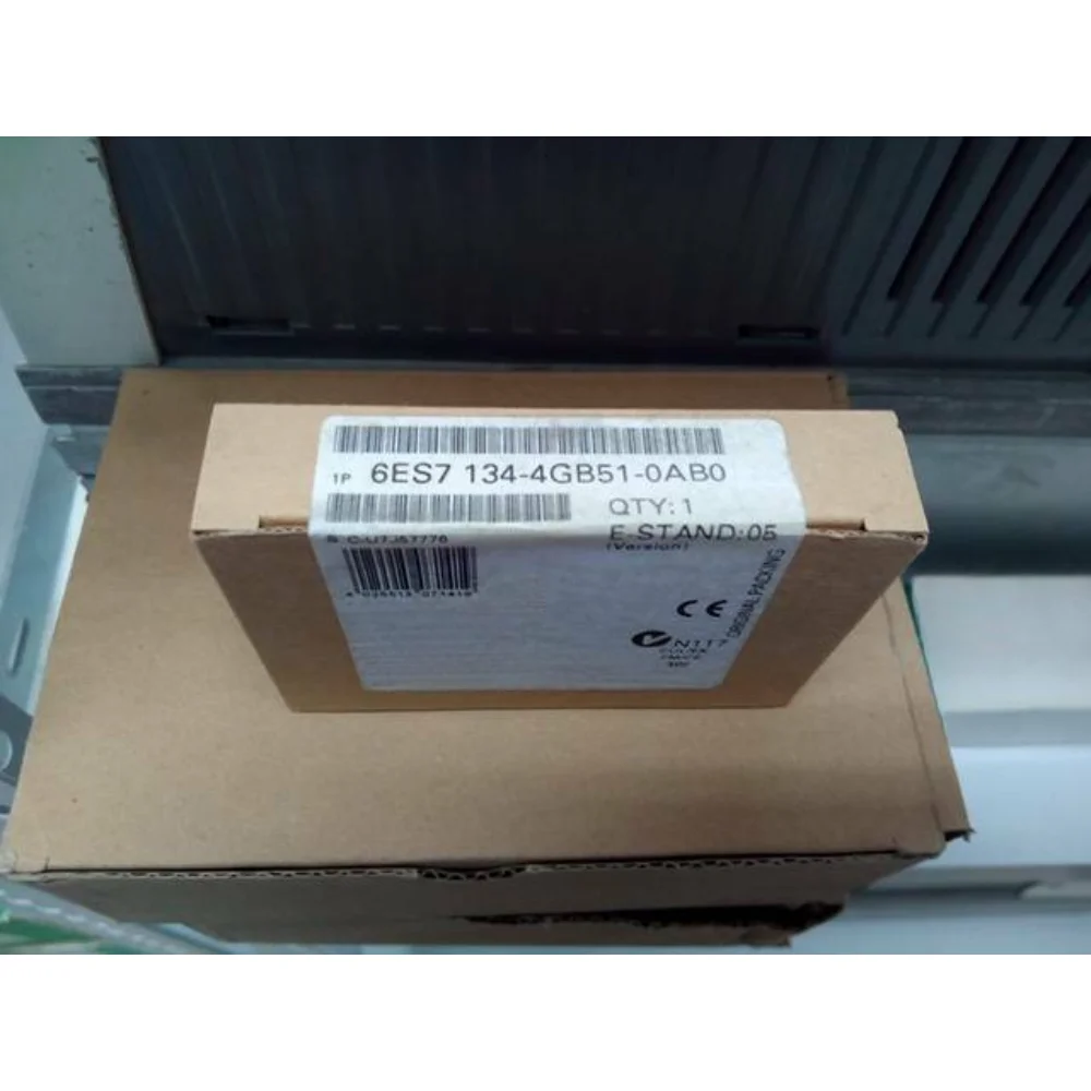 

Новый оригинальный 6ES7134-4GB51-0AB0 6ES7 134-4GB51-0AB0 SIMATIC DP PLC модуль