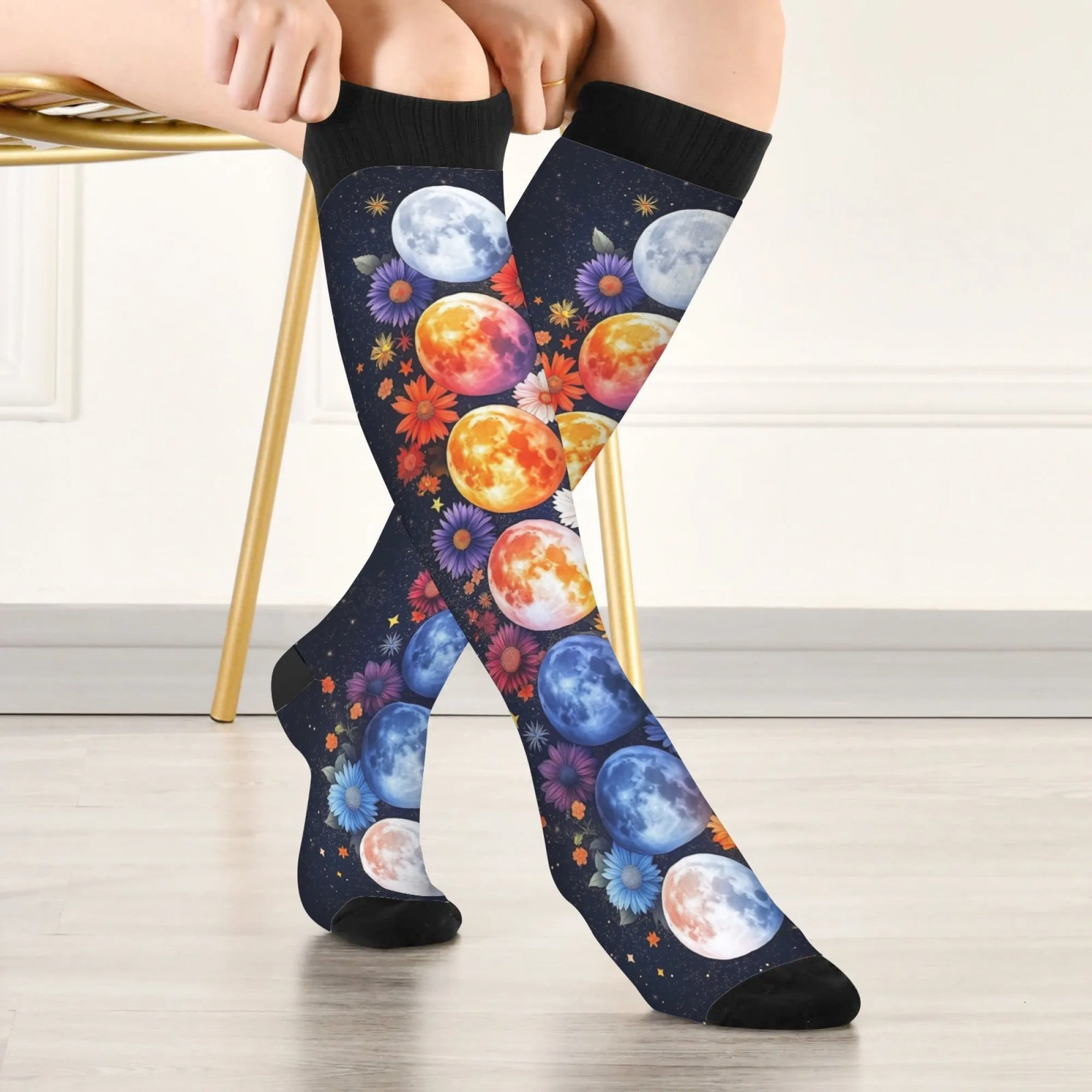 

Novelty Moon Floral Socks Retro Style Fashion Comfortable Warm Women's Stockings Breathable Non-slip Sports Socks Unisex Gift