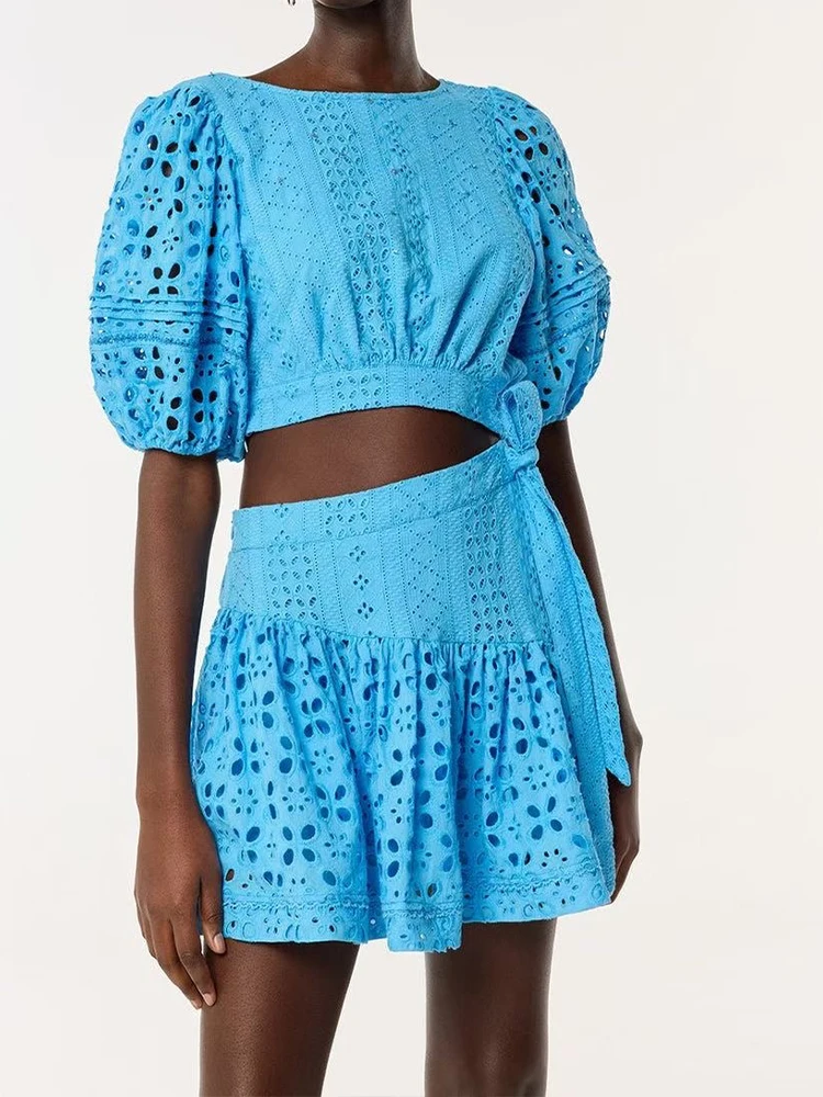 

Embroidered hollow round neck waist sexy short top summer new fashion two-piece high waist short skirt temperament female suit