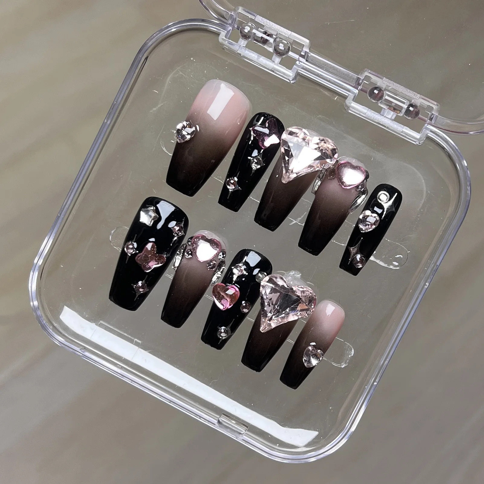 Short Square French False Nails Charming Comfortable to Wear Manicure Nails for Stage Performance Wear