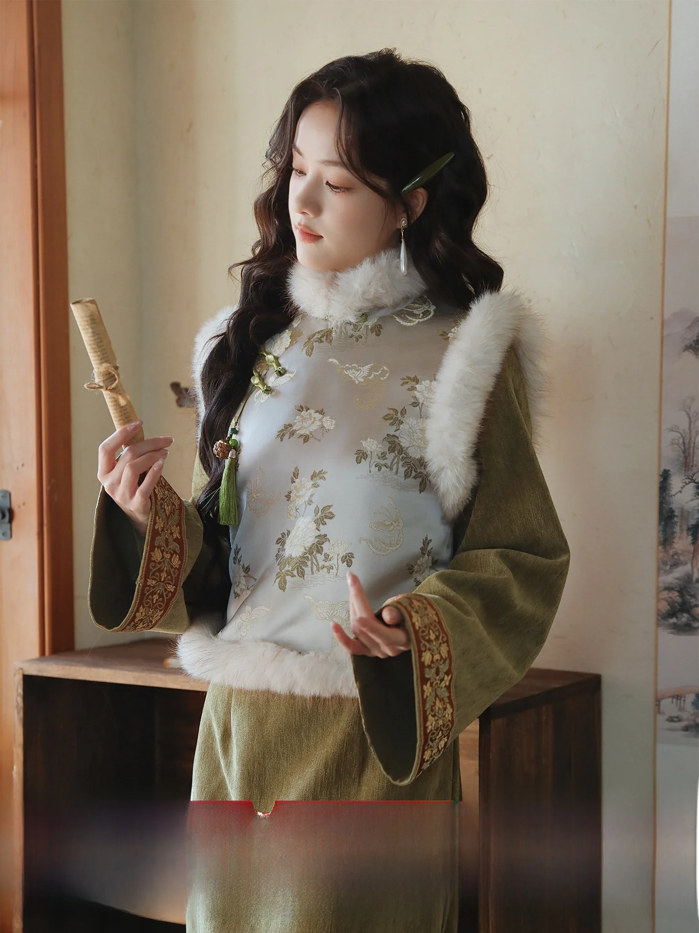 

Jiyunhe Chinese Sle National Trend Improved Warm Top Embroidered Vest Dr New Year Set Long Sve Mid-Length S...