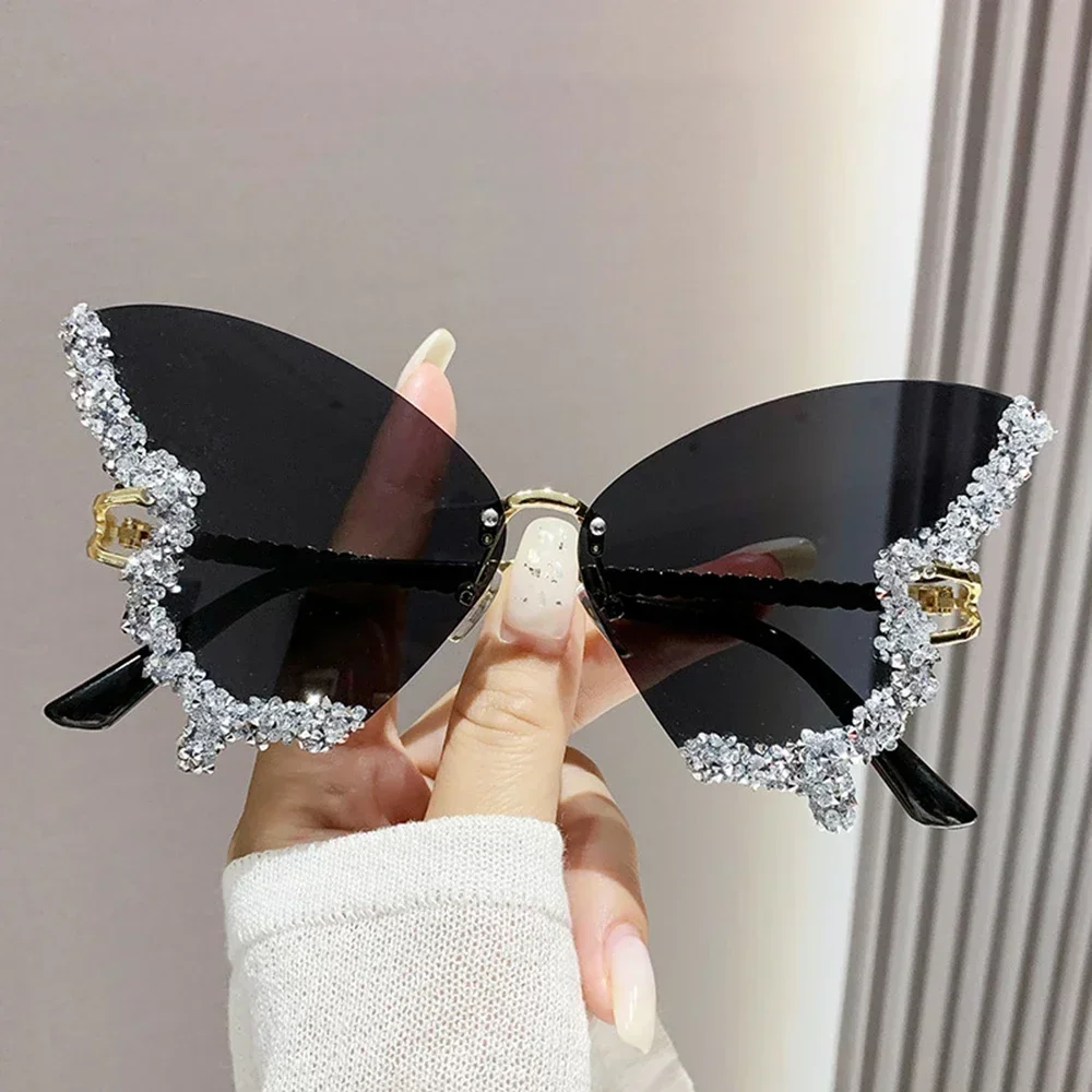 Luxury Diamond Butterfly Sunglasses Women Brand  Vintage Rimless Oversized Sun Glasses Ladies Eyewear gafas de sol