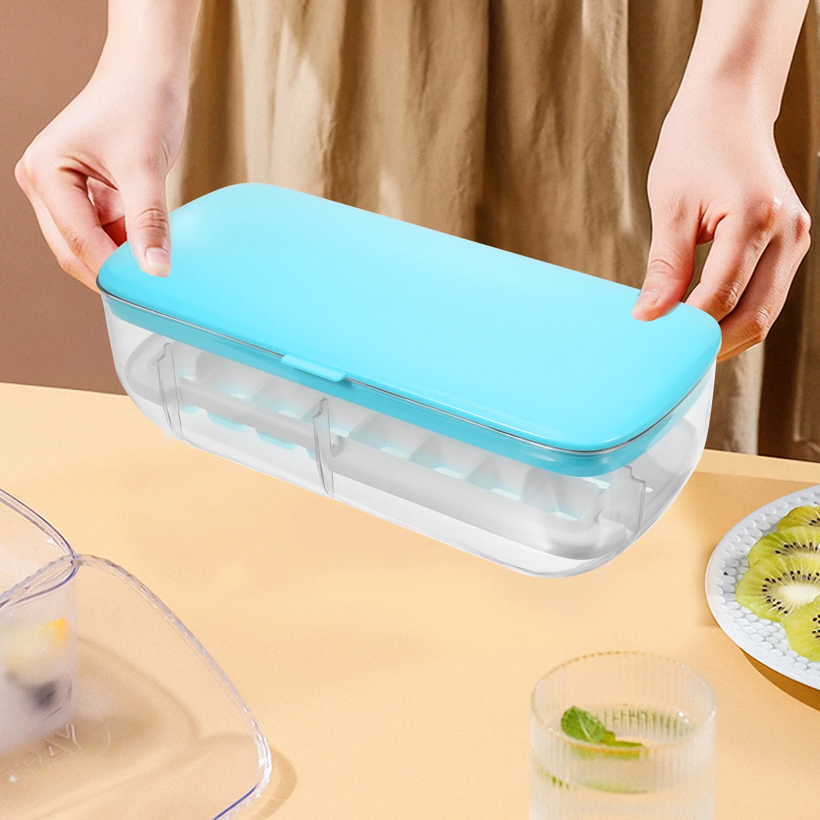 

Silicone Ice Trays 24 Cavities Yellow Ice Tray With Lid Creative Storage Box for Home Use Mold Lid Bin