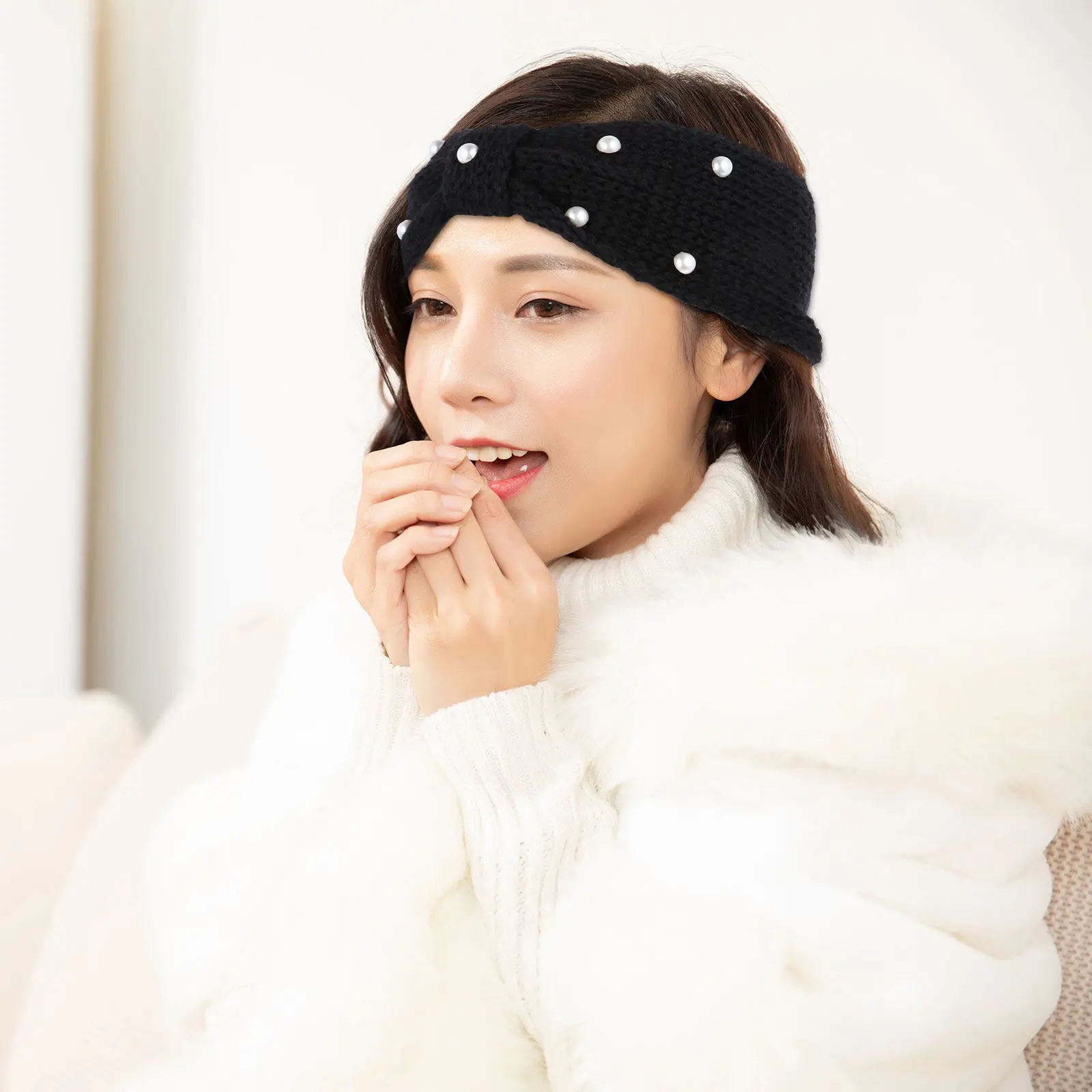 

4Pcs Comfortable Wool Knitted Bow Headband Pearl Accented Hair Band for Women Winter Warm Elastic Headwrap Hair Band