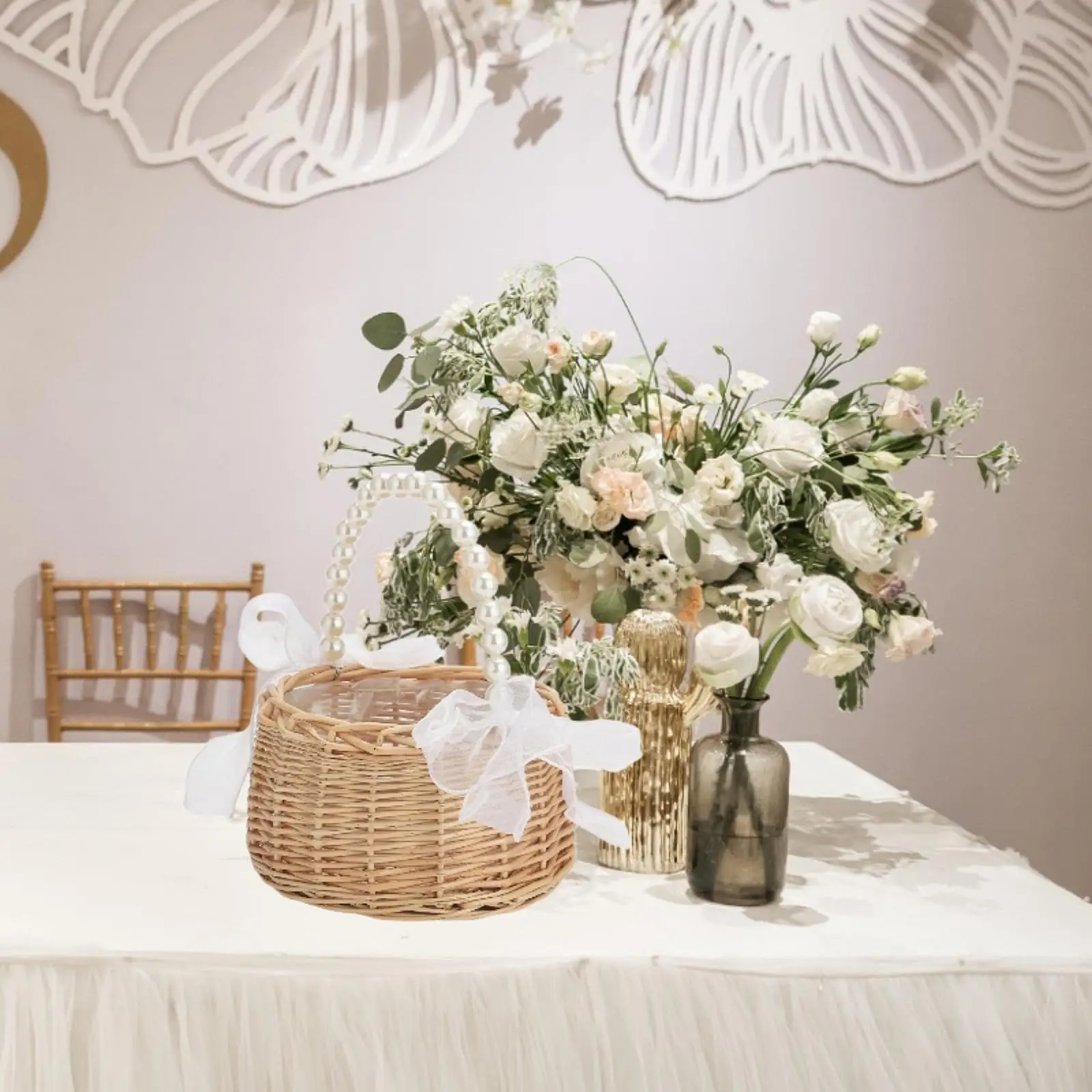 Rattan Wedding Petal Basket Handheld Flower Basket for Bride Gift with Plastic Handle for Rose Petals Candies