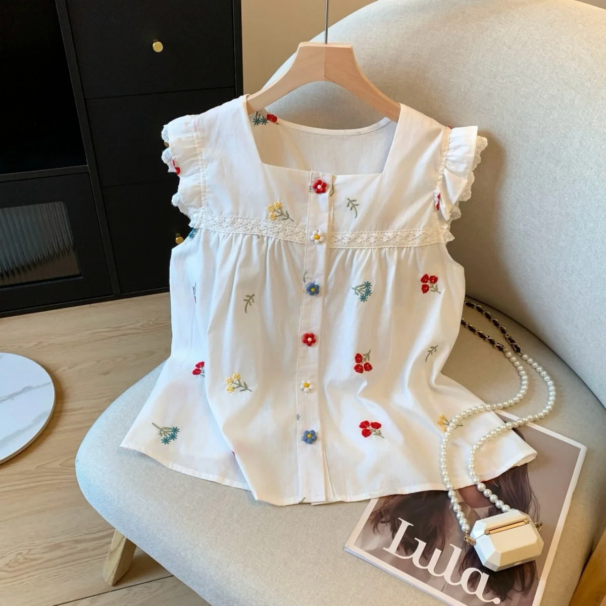 

Sweet Embroidered Floral Lace Fly Sleeve Shirt Women's Summer Fashion Design Sleeveless Top Elegant Versatile Casual Blouse