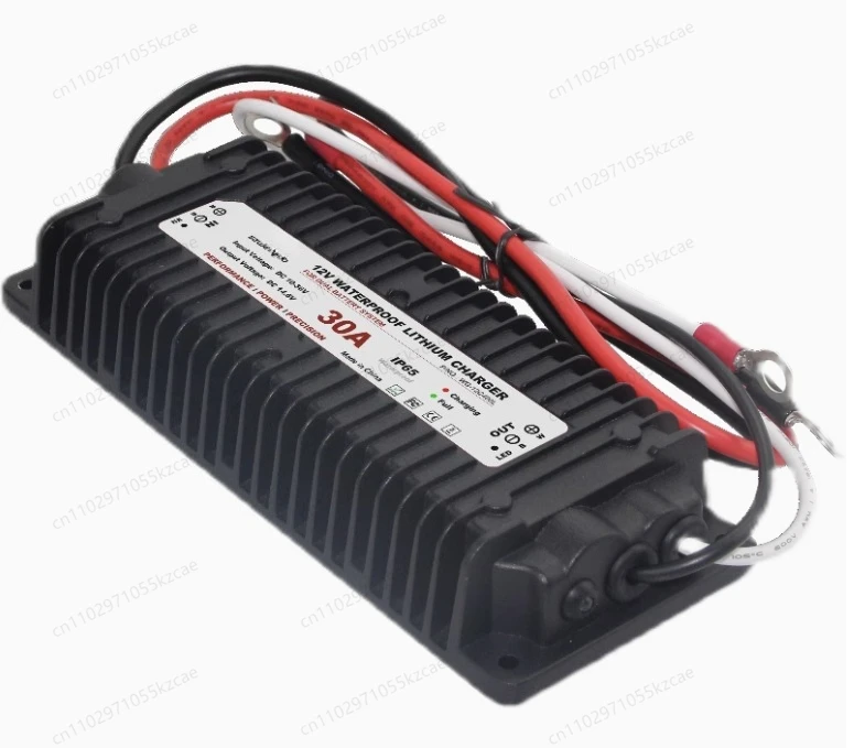 

12V to 14.6V 30A waterproof lithium battery charger, 12V RV charger power supply, conversion efficiency: 96%