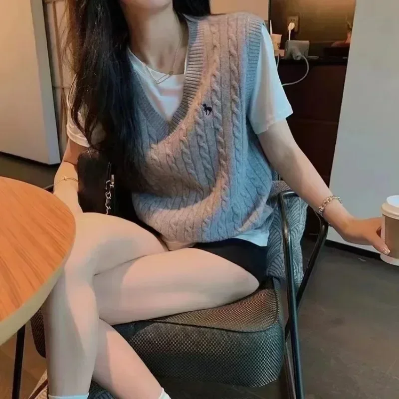 

Women V-Neck Knit Office Sweater Vest Loose Casual Pullovers Vest Bottoming Solid Sweater Vest For Women 2024 Fall Winter
