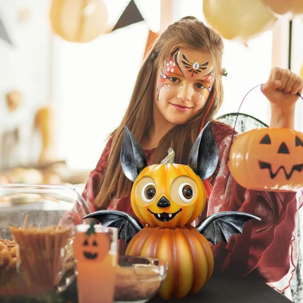 Figurka dyni na Halloween Upiorna figurka nietoperza z dyni na Halloween Skrzydlata statuetka z żywicy do wystroju ogrodu na zewnątrz Upiorny