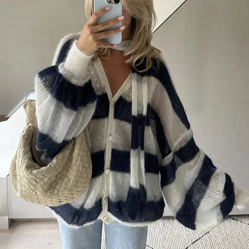 2024 Autumn Striped Printed Breathable Sweater Women Sexy V Neck Lace Up Long Sleeved Top Elegant Single Breasted Loose Sweater