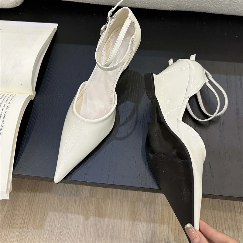 

Eilyken модные женские туфли-лодочки из лакированной кожи, дизайнерские босоножки на танкетке и высоком каблуке с пряжкой и ремешком, туфли-мюли для банкета и вечеринки