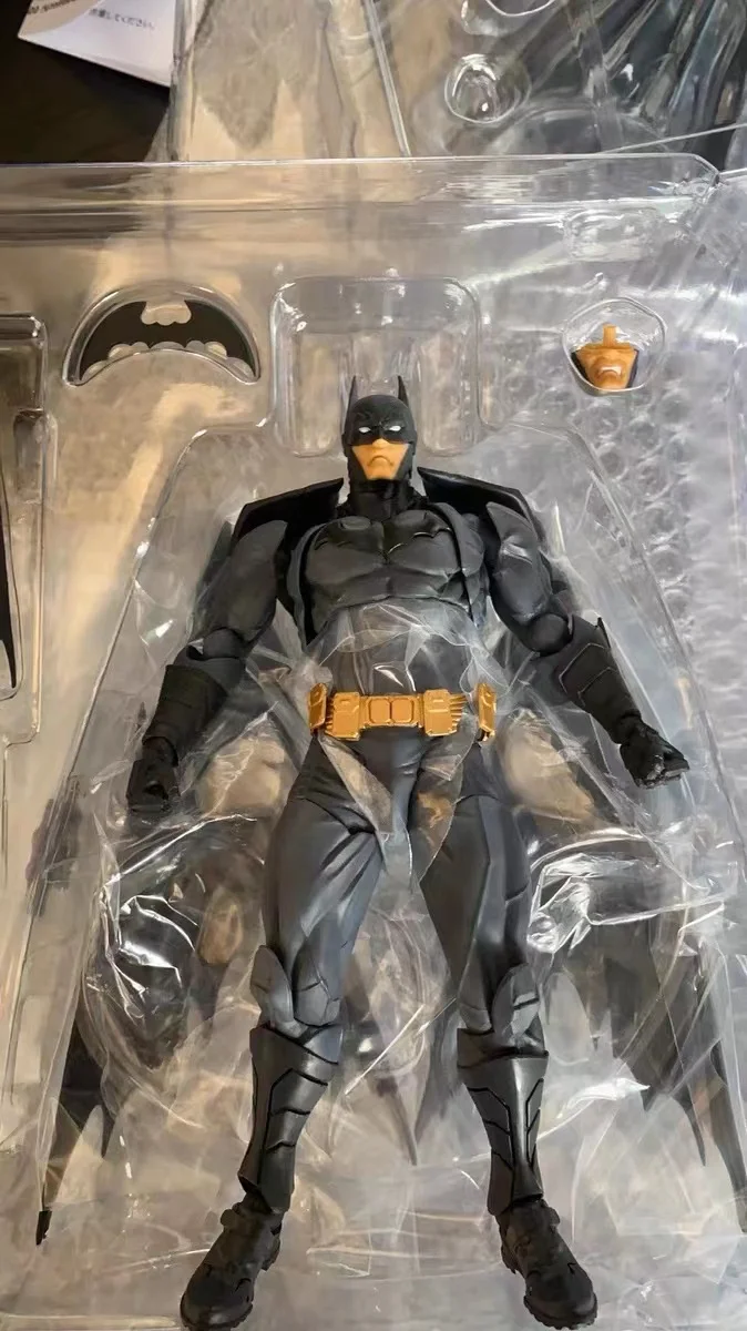 In Stock Complex Amazing Yamaguchi No 9 Batman 2.0 Reissue Action Figure Collectible Toy Gift Size 170mm Cloak Size 400mm