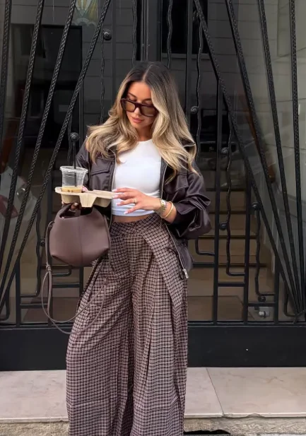 Women Fall Winter Faux Leather Bomber Jacket Stand Collar Zip‑Up Drawstring Hem Cropped Loose Fit Long Sleeve Casual Outerwear