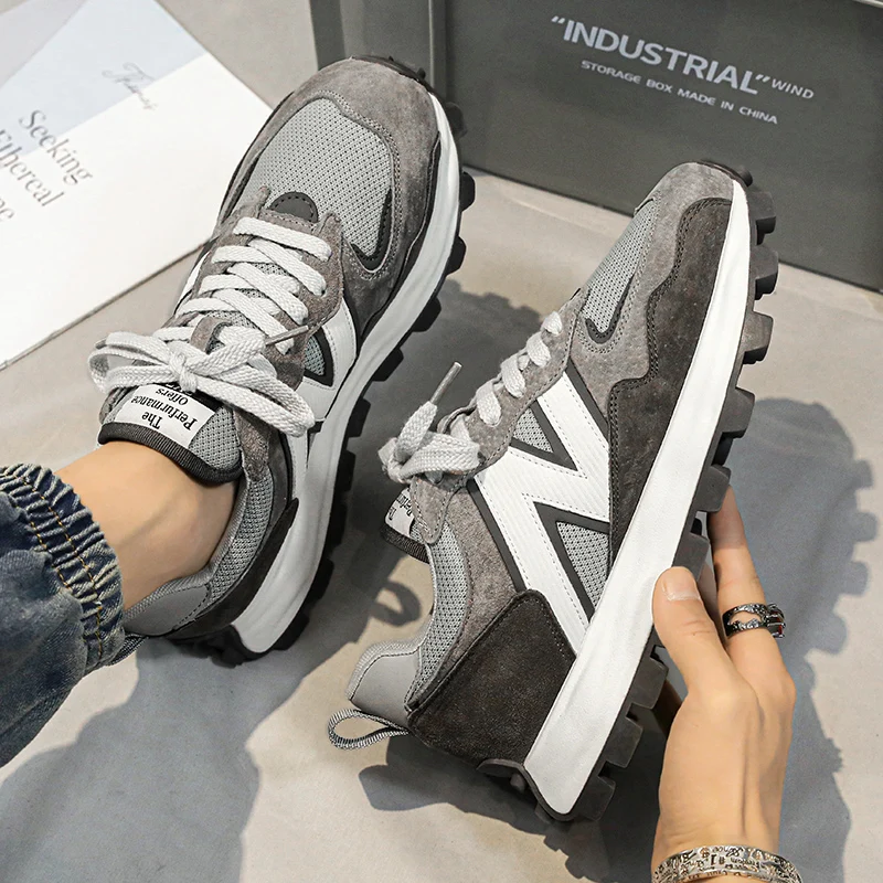 Men New Breathable Sneakers High-end Sport Balance Fashion Shoes for Men Trend Luxury Sneakers Women  Zapatos Altos Hombre
