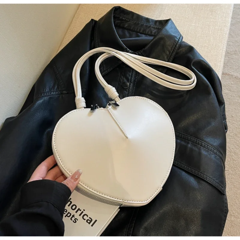 Hot Selling Fashion Heart Shape PU Shoulder Bag for Women 2024 High Quality Solid Color Casual Zipper Crossbody Bag Bolsa