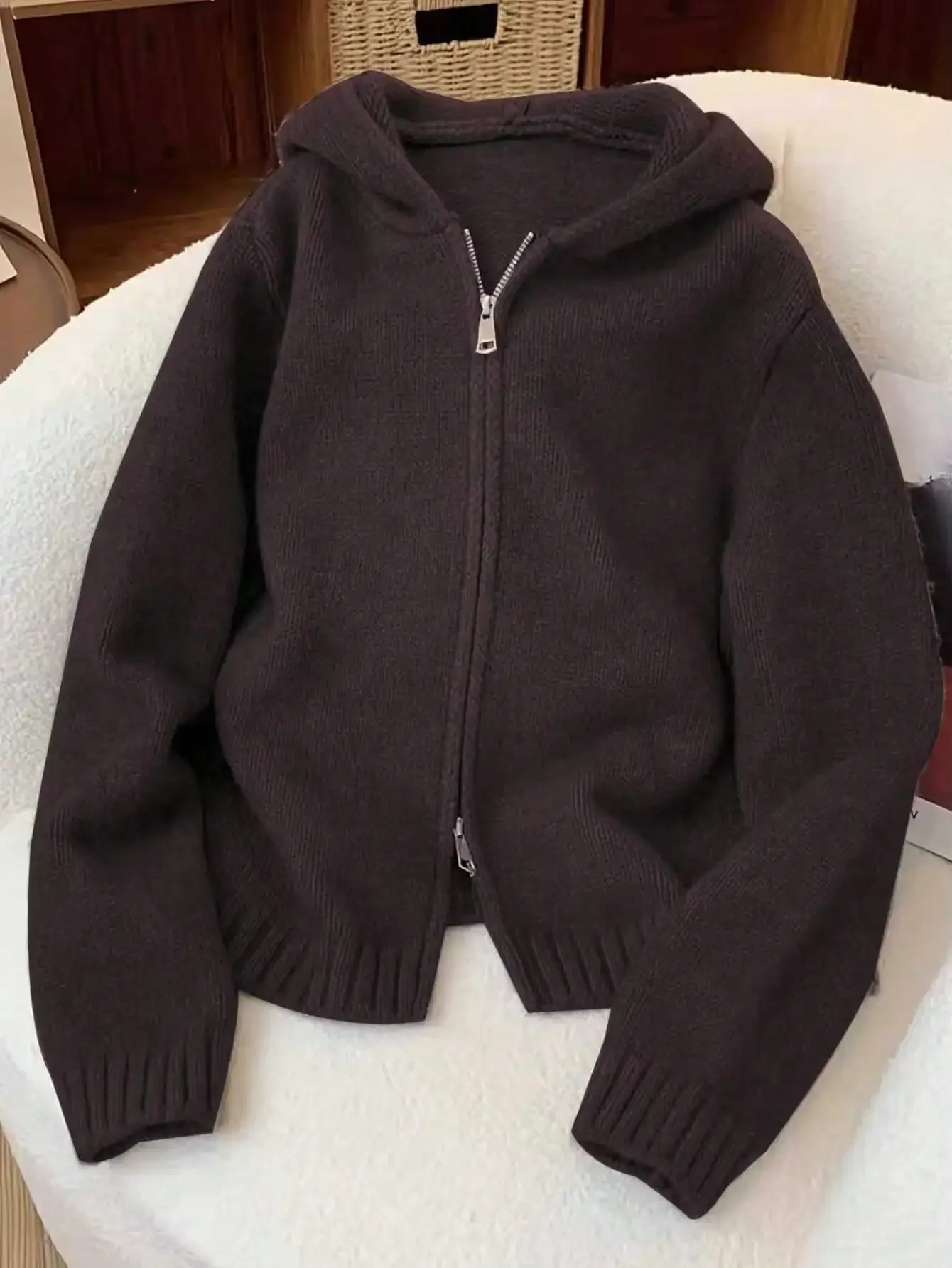 WomensOversizedHoodedKnitCardigan90s Skater Girl Y2K Aesthetic Long Sleeve Cozy Sweater Jacket Solid Dark Deep Espresso Chocolate Mocha BrownSilverMetalTwoWay Dual ZipperDrop Shoulder Ribbed Hem Slouchy Relaxed Cut For Fall Winter Outfits Christmas Gift