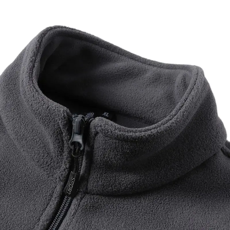 Winter fleece hiking jacket windbreaker for men Sportswear Wool lining thickened warm men\'s coat plus size overcoat