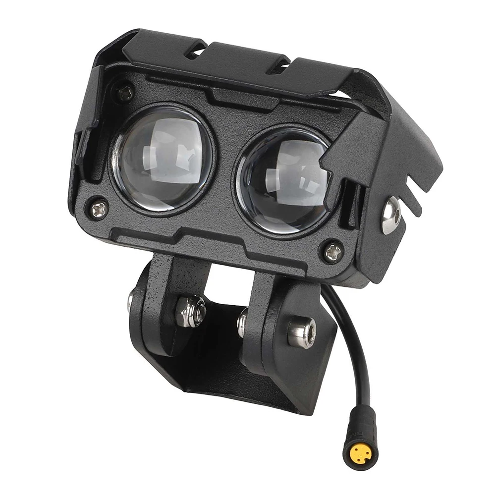 

75*76*78mm Electric Scooter Headlight Compact Size Lightweight Design Long-term Use Scooter Safety For Kukirin G3