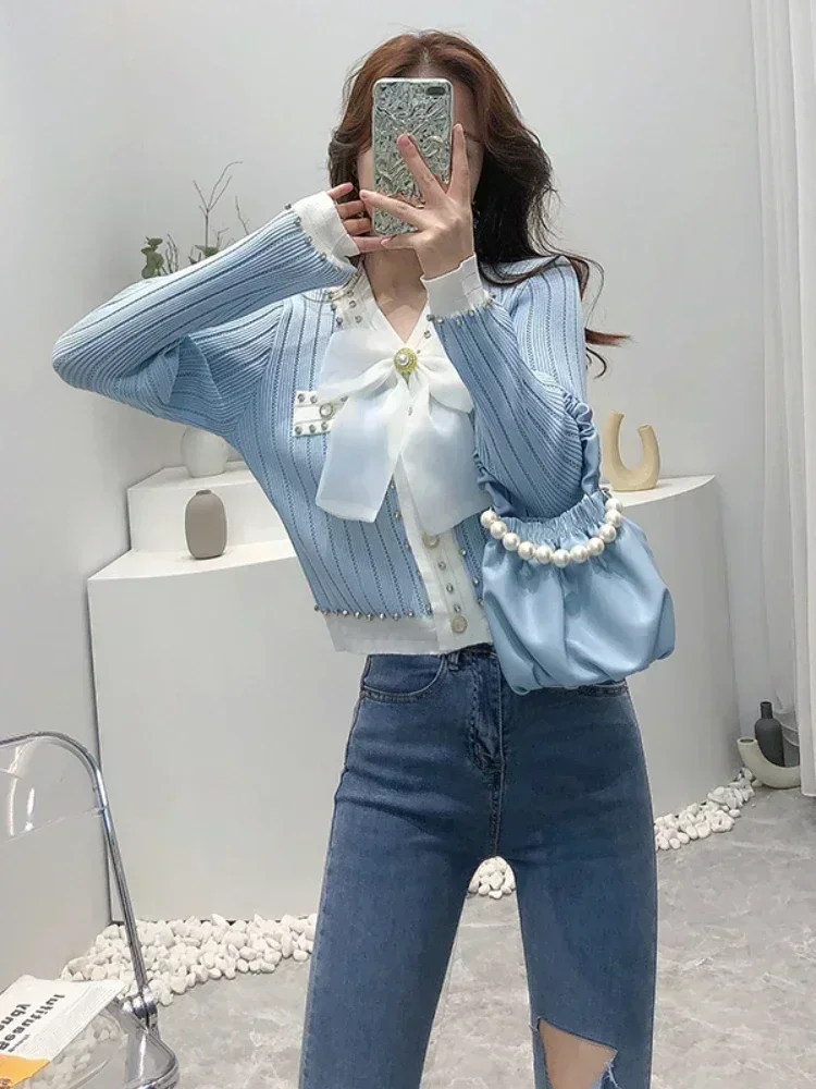 Korejepo Gentle Knitted Sweater 2024 Women Autumn New French Sweet Tops Diamonds Pearl Bow Temperament V Neck Long Sleeved Top