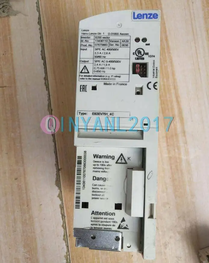 

1PC Used Lenze AC Drive Inverter E82EV751_4C E82EV751-4C