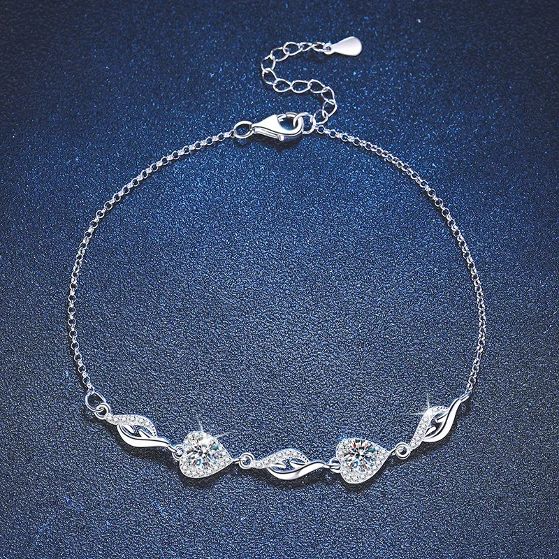 سوار على شكل فراشة من الفضة الإسترليني S925 1 قيراط مويسانيتي على الطراز الكوري الياباني هدية عيد الحب للنساء