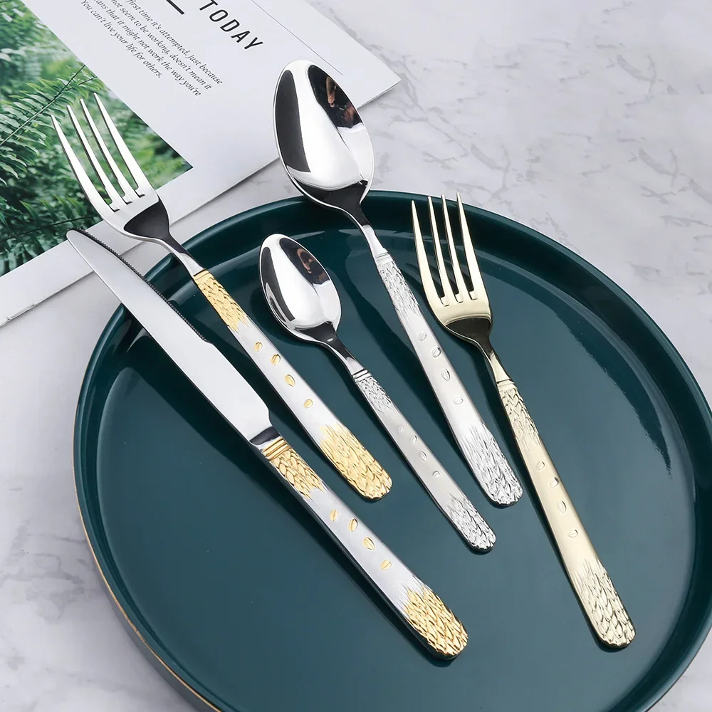 

Golden Cutlery Set Steak Knife Fork Spoon Luxury Vintage Coffee Dinnerware Set Golden Embrossed Wheat Stainless Steel Tableware