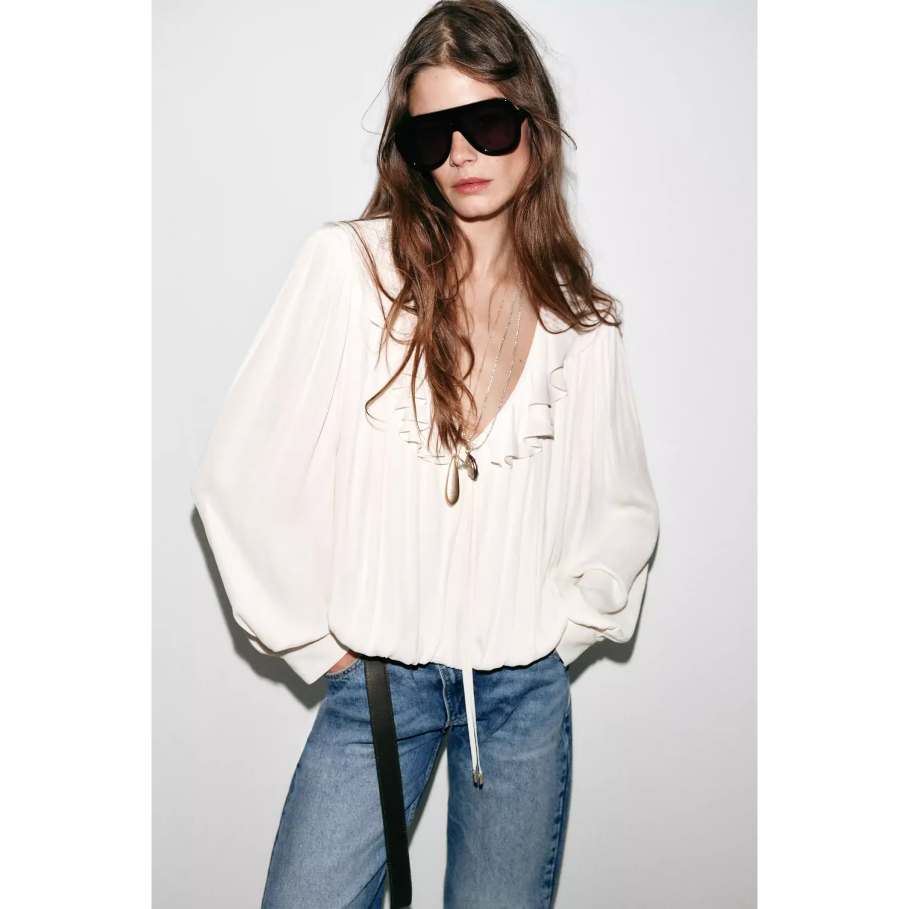 Fashionable Silk Satin Shirt Women's Decorative Layered Pad Shoulder Long Sleeve Loose Fit Shirt Polyester Fiber 2026 Spring