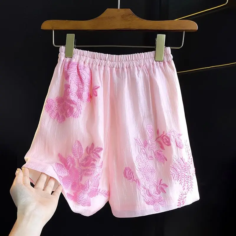 Retro Embroidered New 2025 Chinese Style Shorts Women's Summer Loose Pink Casual Hot Pants Mesh Jacquard Casual Pants A745