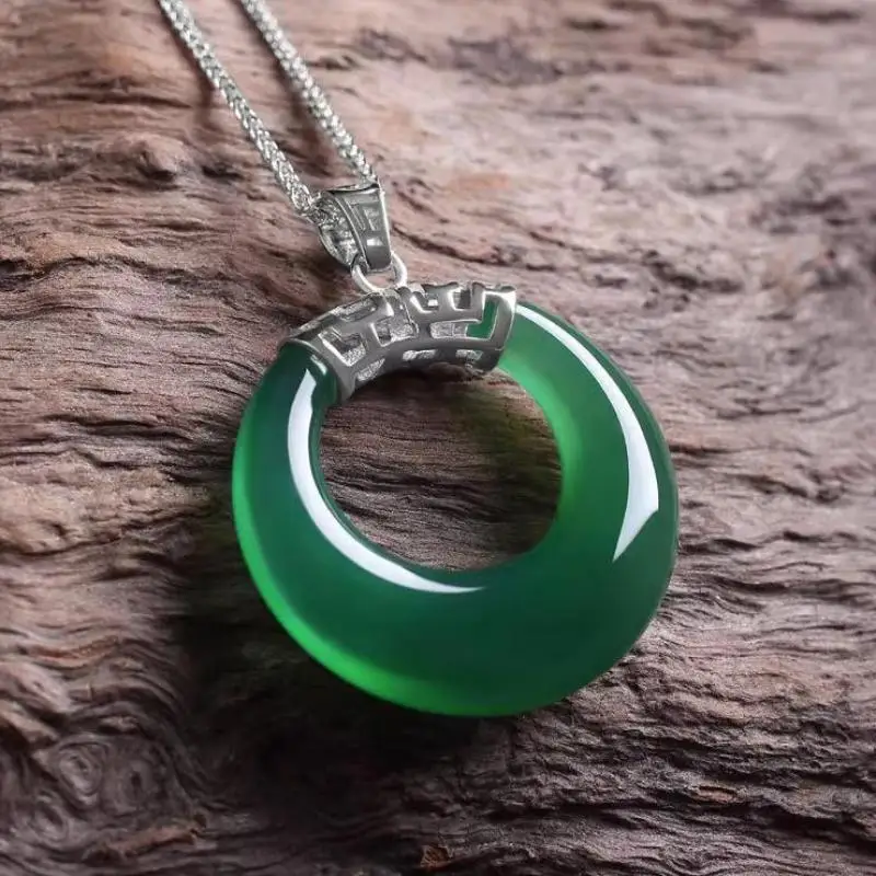 

Natural Myanmar Jadeite Green Jade Round Pendant Necklace Women Fine Jewelry Genuine Grade A Burma Jade Donut Charm Necklaces