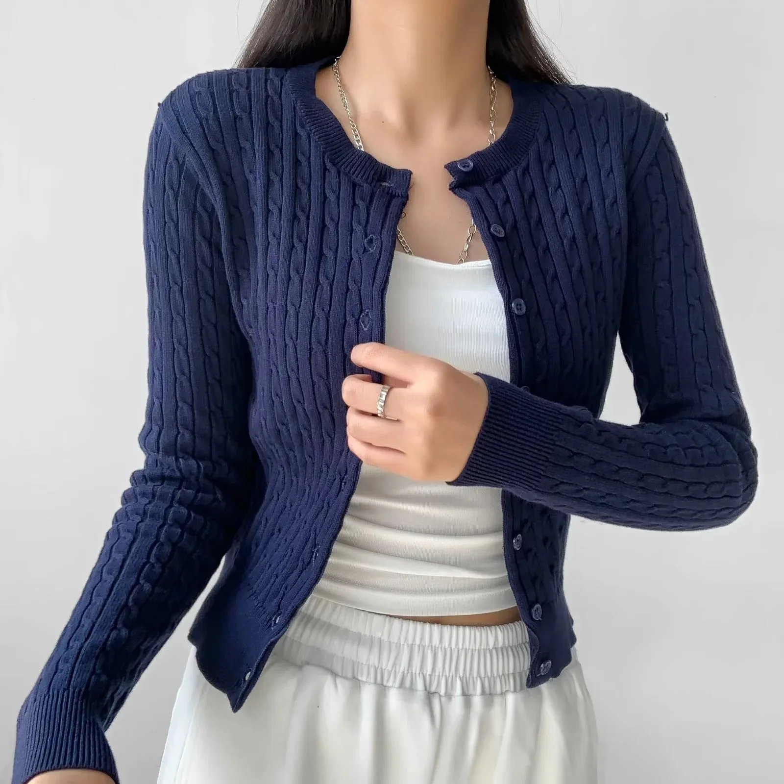 4 colors Women Cable Twist Knitted Cardigan Round Collar Center Buttons Sweater Full Sleeve Short Jumper Gray