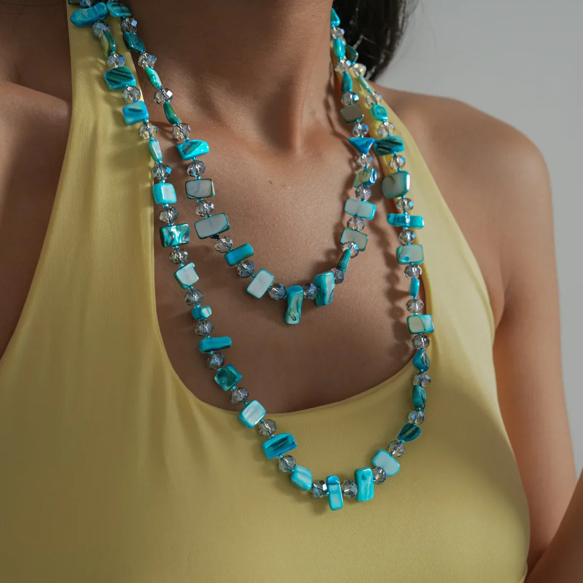 Bohemian Square Shell Glass Beaded Layered Necklace for Women Double Strand Stackable Neck Beach Vacation Statement Jewelry C+