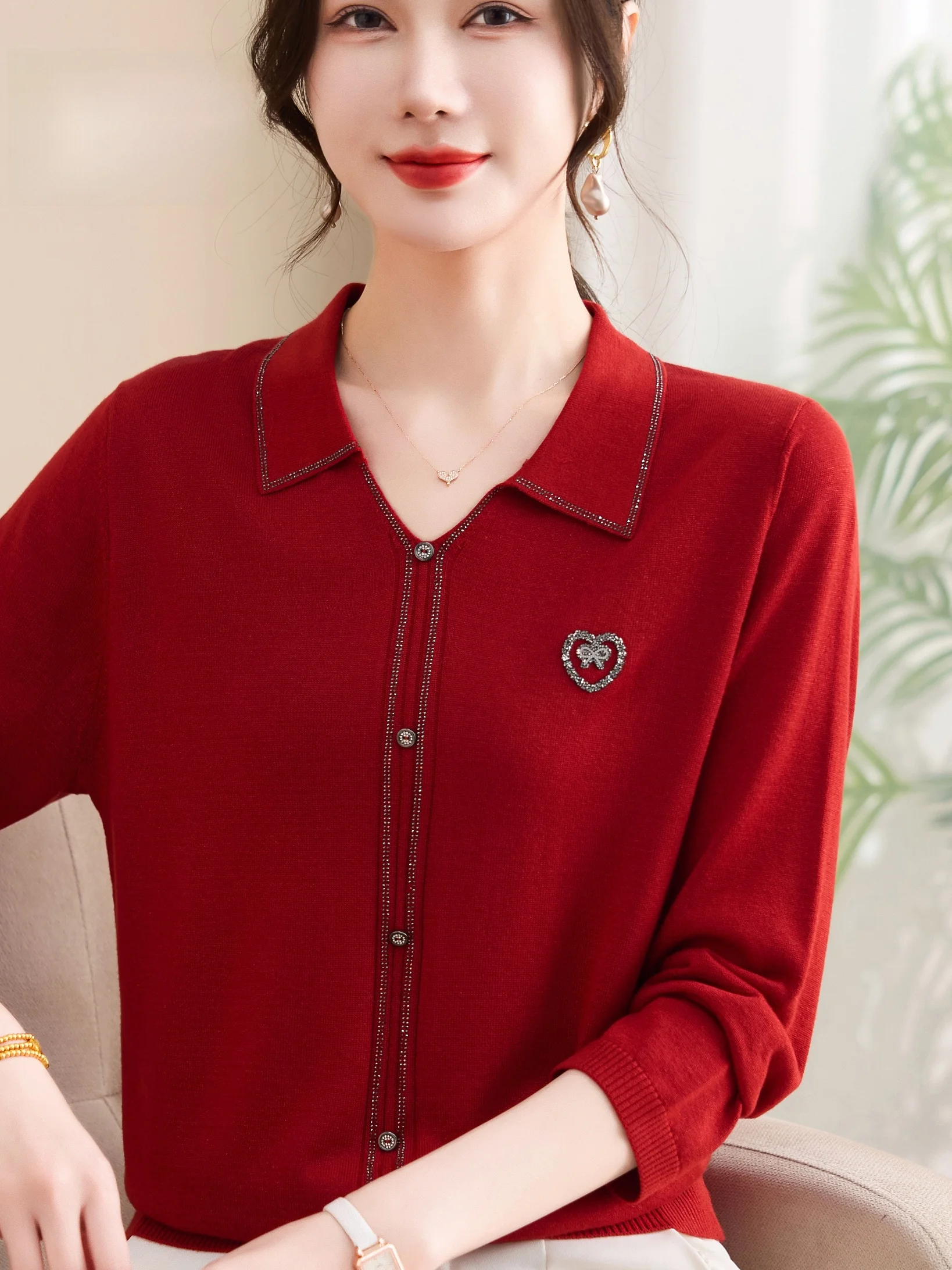 

Весенне-летняя трикотажная футболка из ледяного шелка с коротким рукавом для женщин среднего возраста, модная повседневная свободная модель для мам