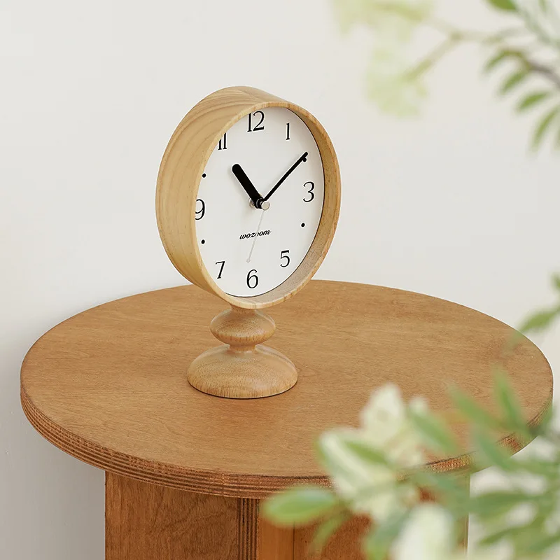 

Quasi-Creative Antique Clock Retro Desk Clock Desktop Advanced SenseOrnament Placement Table