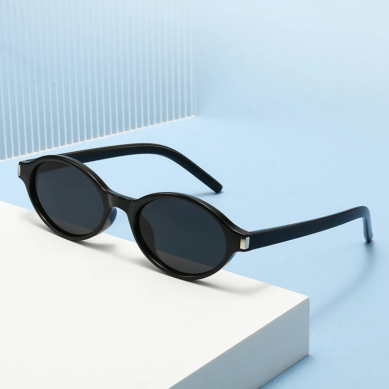 Retro Simple Oval Small Frame Sun Glasses Fashion Men and Women Korean Style  Versatile Sunglasses Rivet Decoration Eyewear