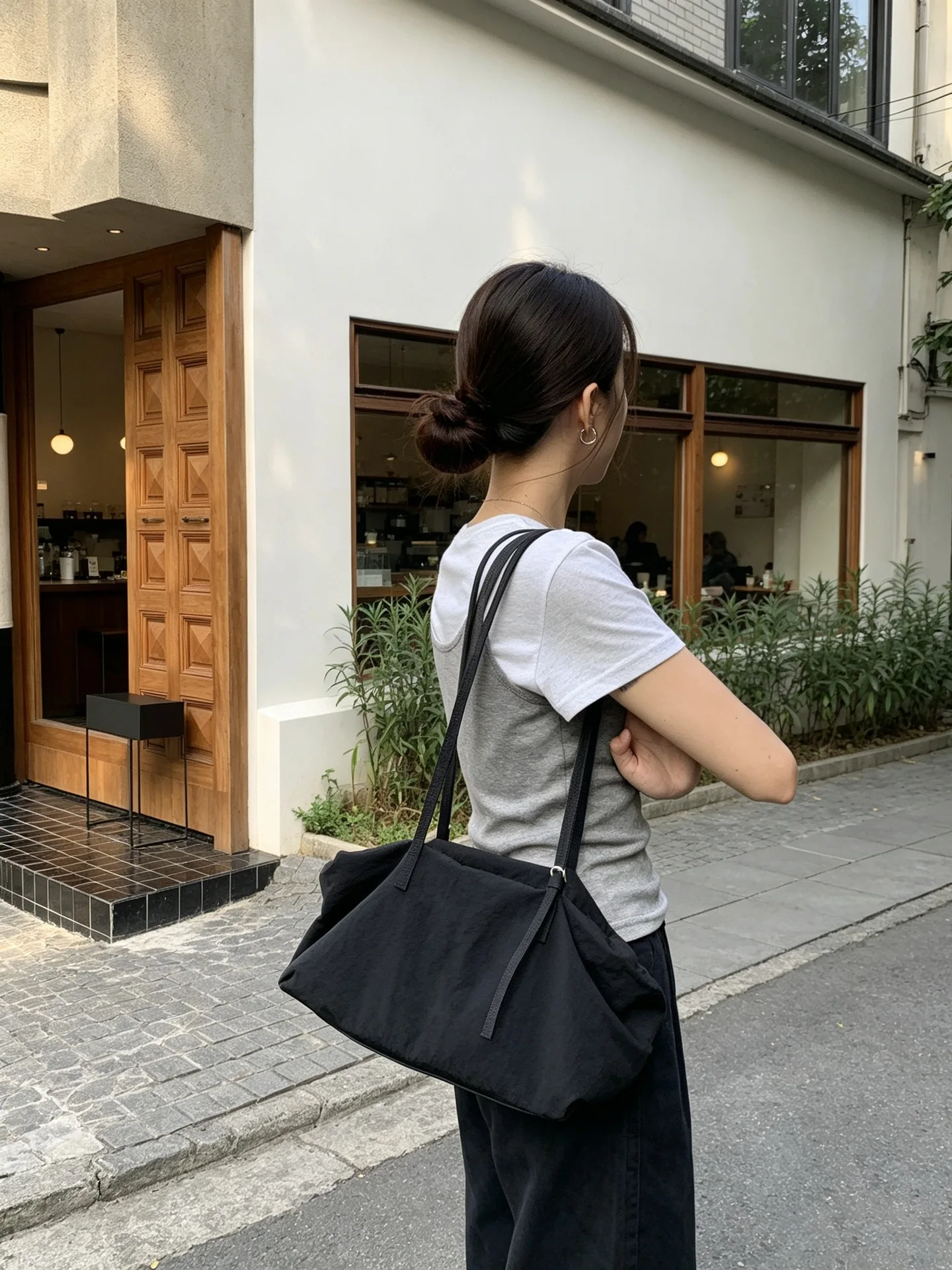 2026 – Neuerscheinung – Große Pendler-Umhängetasche – Minimalistische Mode – Kissen-Stil Damenhandtasche – Leichtgewicht-Nylon – Detail 23