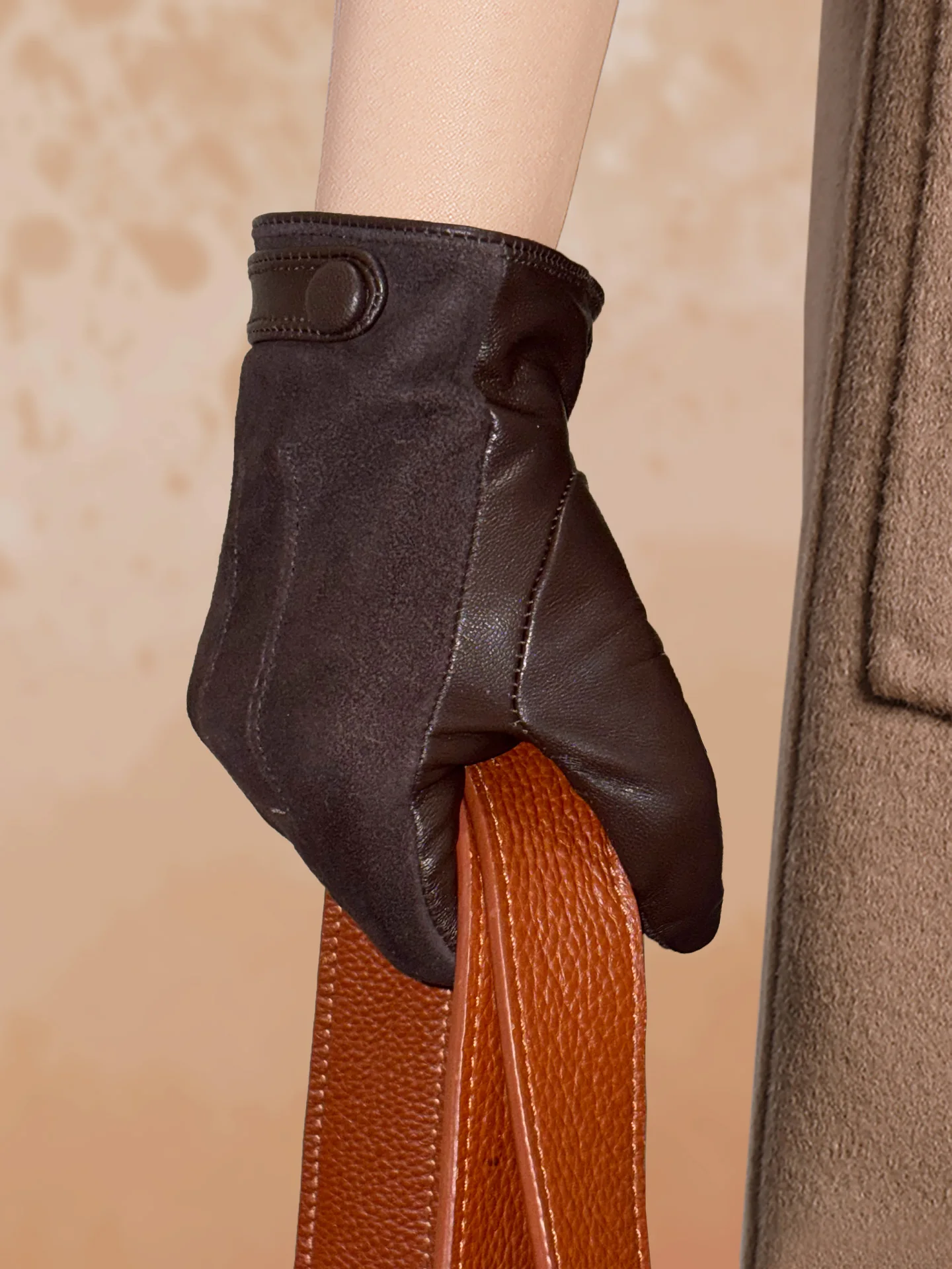 gants-en-peau-de-mouton-veritable-doubles-de-polaire-ultra-douce-gants-sans-doigts-pour-femmes-compatibles-avec-les-ecrans-tactiles-pour-la-conduite-et-le-cyclisme-chauds-cadeau-d'hiver-boite-cadeau