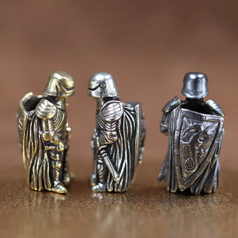 Armor Warrior Brass Knife Beads EDC DIY Paracord Handmade Woven Lanyard Pendants Black Metal Soldiers Outdoor Tools Accessories