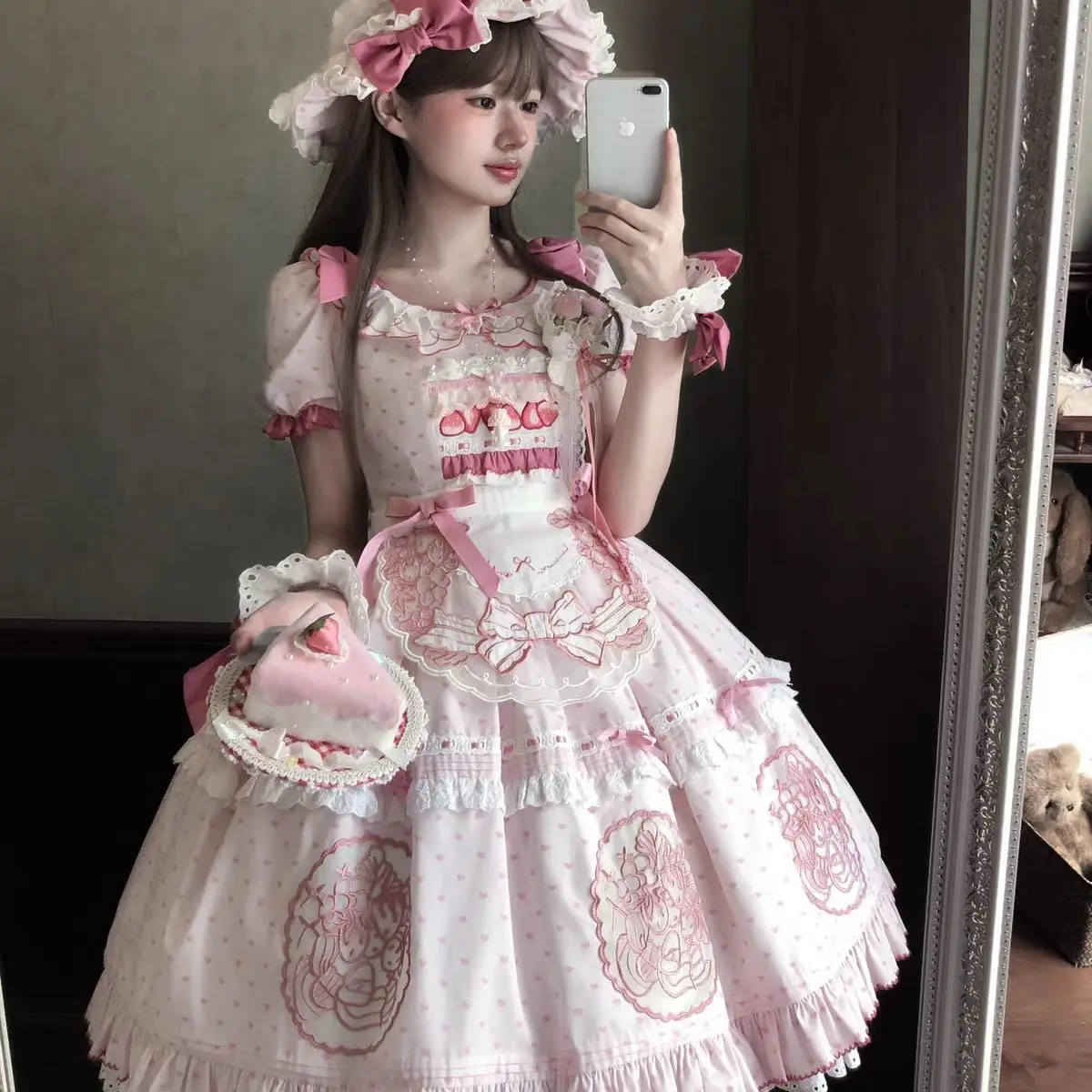 

Japanese Ladies Pink Lolita Style Dress Sweet Kawaii Printed Bow Lace Ruffle Dress Gentle Princess Tea Party and Cosplay Costume