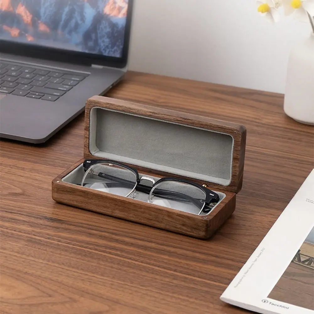 

Retro Wood Glasses Case Magnetic Buckle Flocking Inside Wood Eye Glass Holder Durable Anti-Pressure Walnut Wood Storage Box