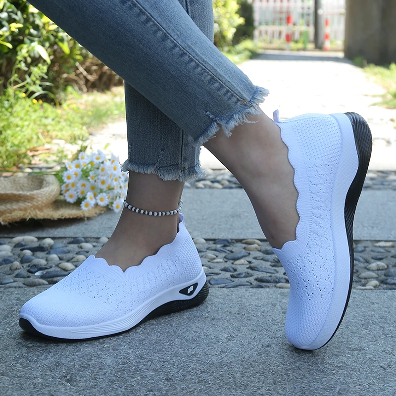 White Scalloped Edge Knit Slip-On Shoes, Lightweight Breathable Casual Sneakers for Seniors, Comfortable Mother's Day Shoes view 4