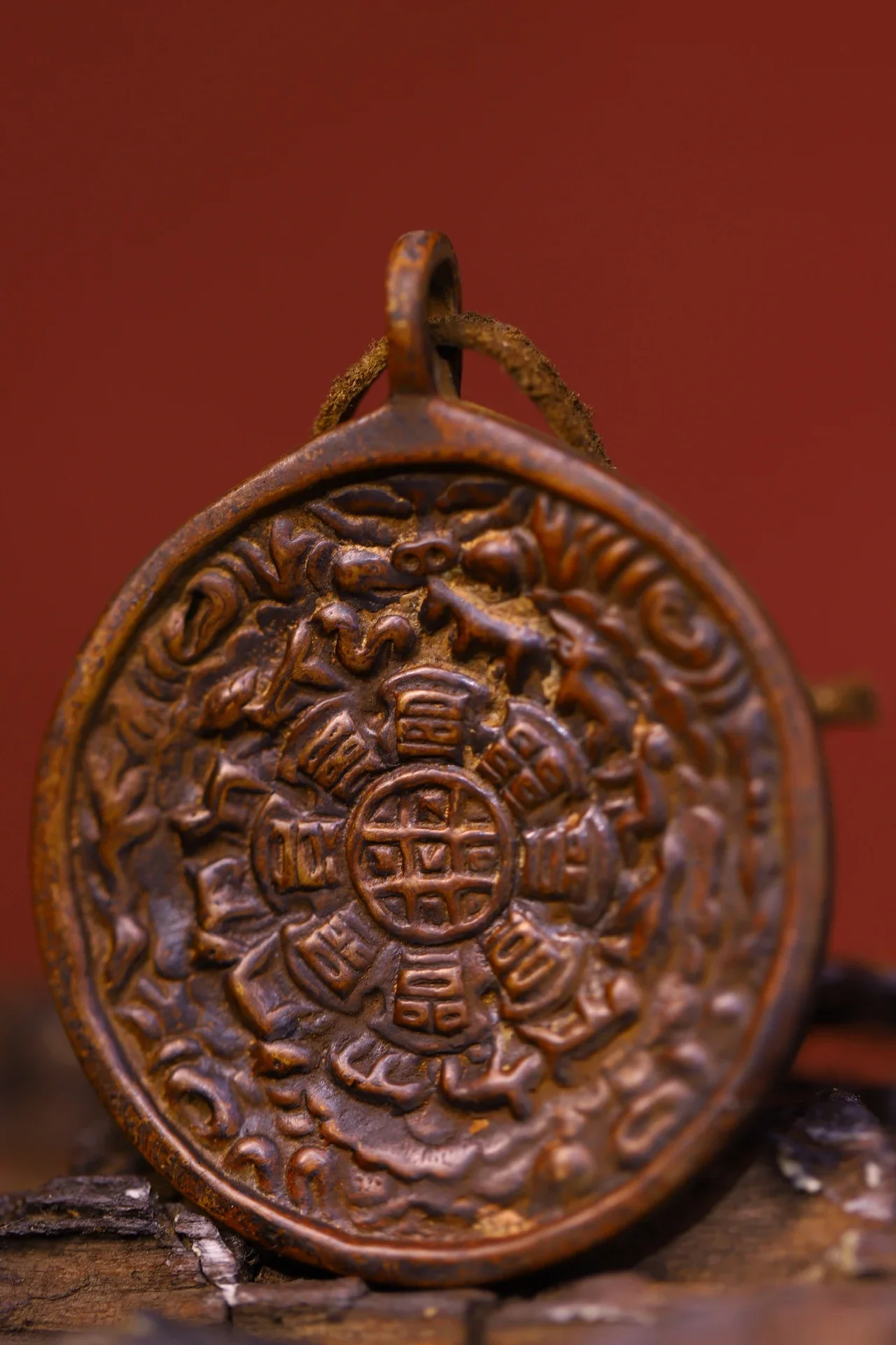 

3"Tibetan Temple Collection Old Bronze Cinnabar Guardian Beast of Four Directions Buddha Card Pendant Amulet Dharam