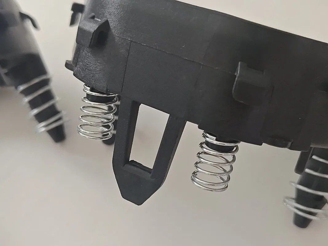 For 14th Generation SYLPHY Altima X-TRAIL LANNIA Universal Base Round Horn 1pcs